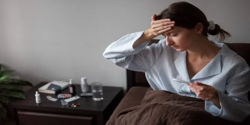 Sốt cao trên 39 độ C kéo dài hơn 3 ngày mà không giảm